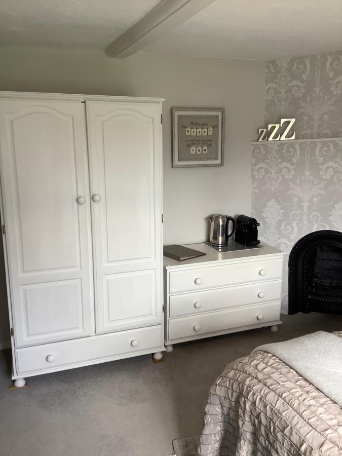 Birtles Farm Bed And Breakfast Knutsford Bagian luar foto