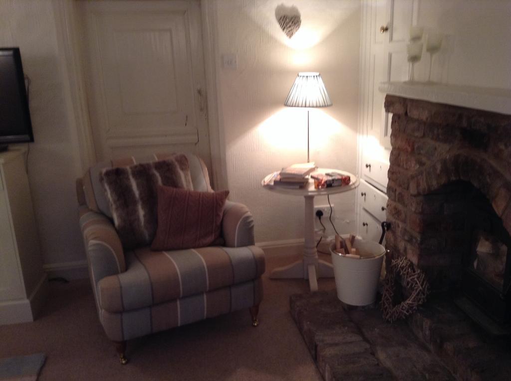 Birtles Farm Bed And Breakfast Knutsford Bagian luar foto